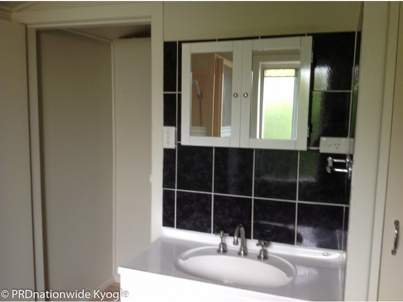 38 Richmond Street, Woodenbong NSW 2476