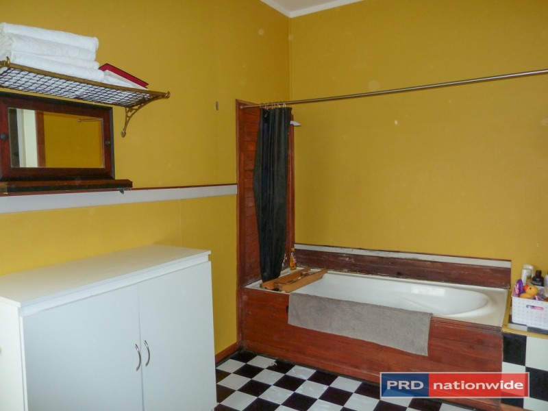 44 Macpherson Street, Woodenbong NSW 2476