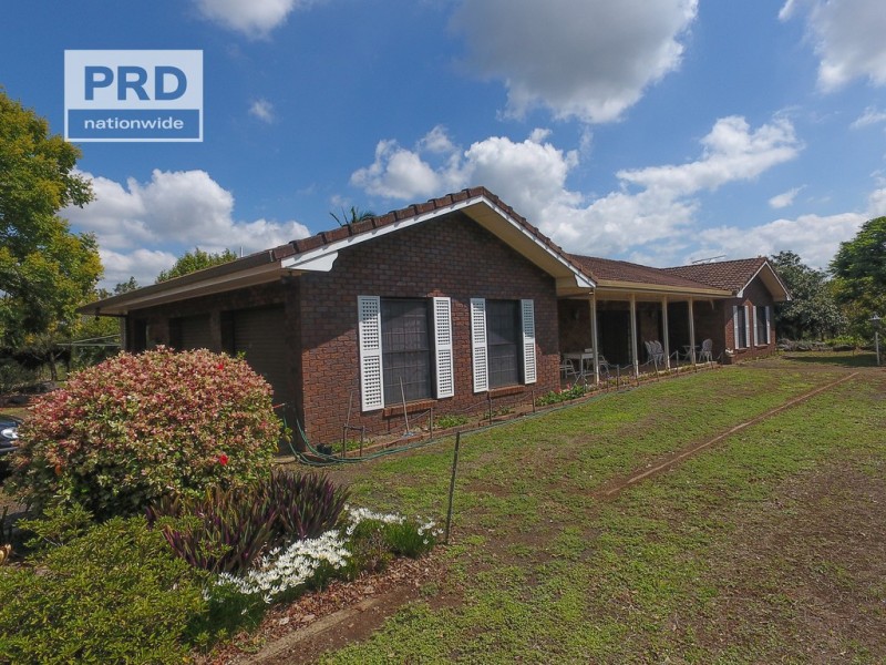 10 Hillside Drive, Fairy Hill NSW 2470