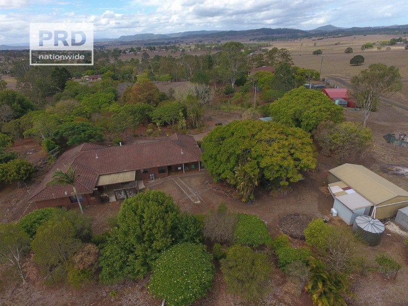 10 Hillside Drive, Fairy Hill NSW 2470