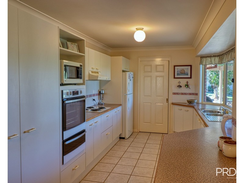 13 Dunromin Drive, Modanville NSW 2480