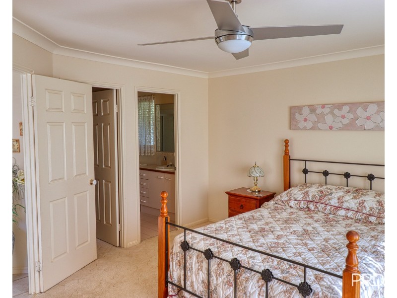 13 Dunromin Drive, Modanville NSW 2480