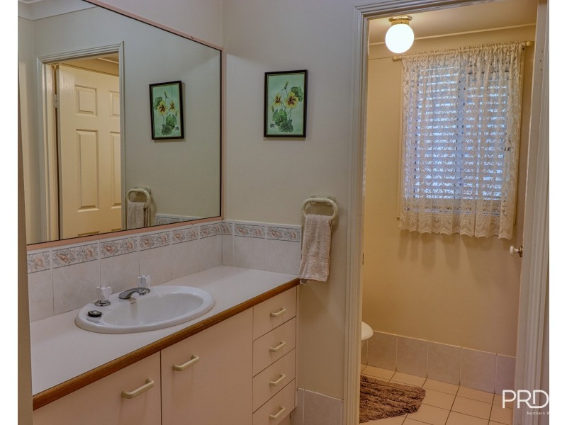 13 Dunromin Drive, Modanville NSW 2480