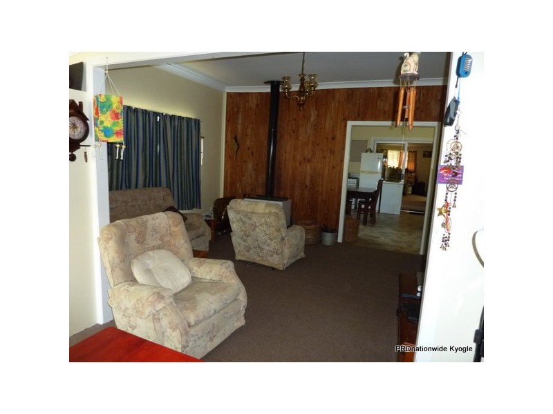 18 Richmond Street, Woodenbong NSW 2476