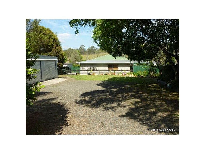 18 Richmond Street, Woodenbong NSW 2476