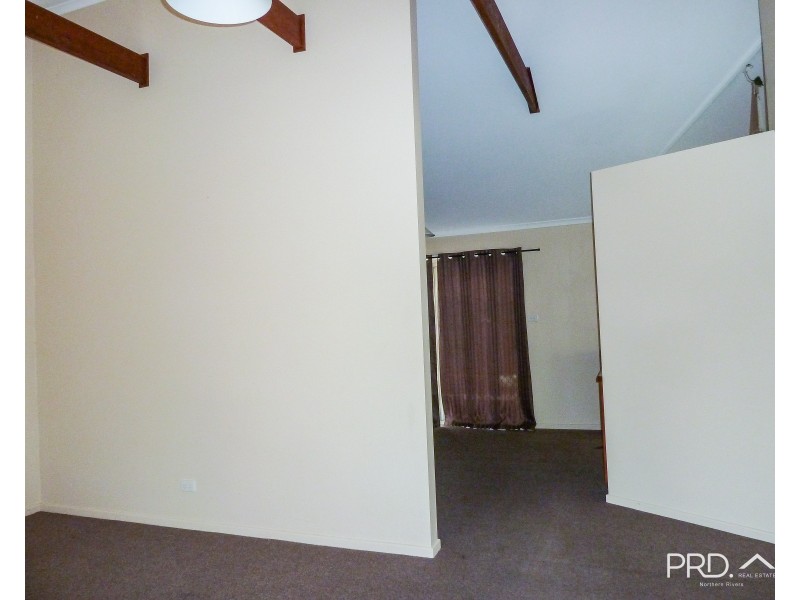 6 Lakeview Drive, Geneva NSW 2474