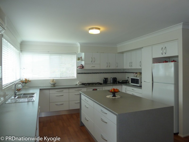 12 James Street, Geneva NSW 2474