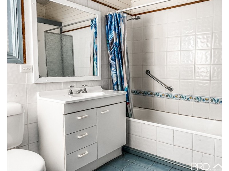 27 Caniaba Street, South Lismore NSW 2480