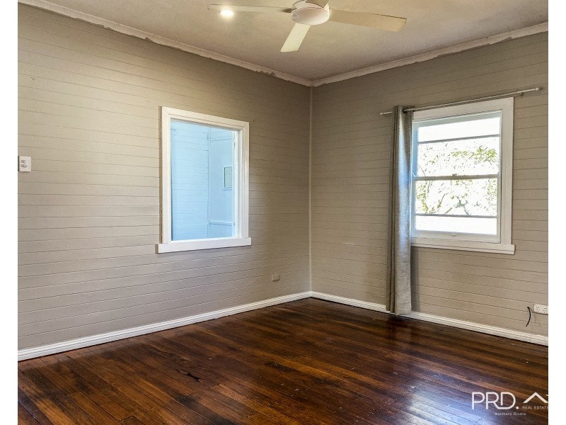 27 Caniaba Street, South Lismore NSW 2480