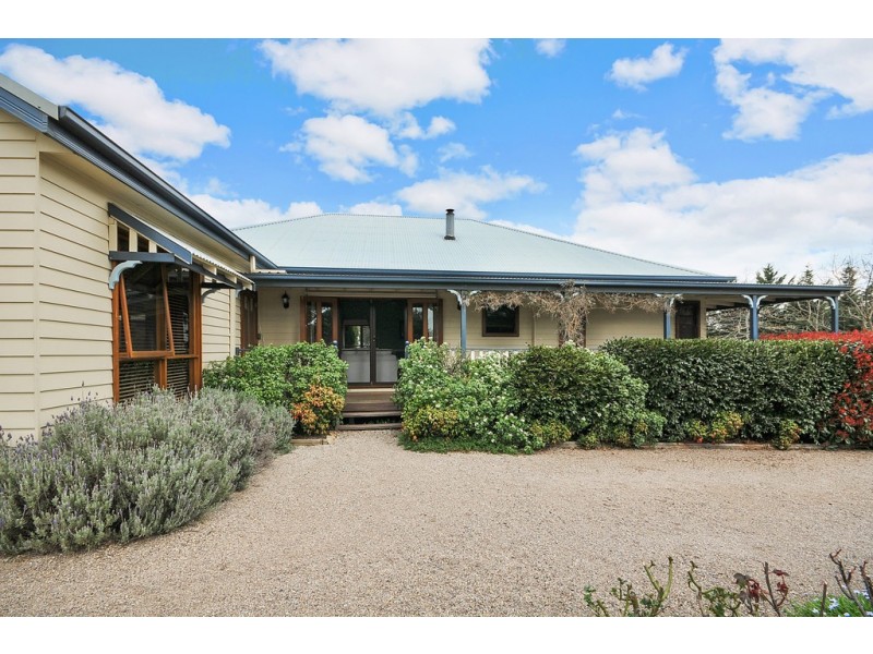 85 Bonny Hills Drive, Little Hartley NSW 2790