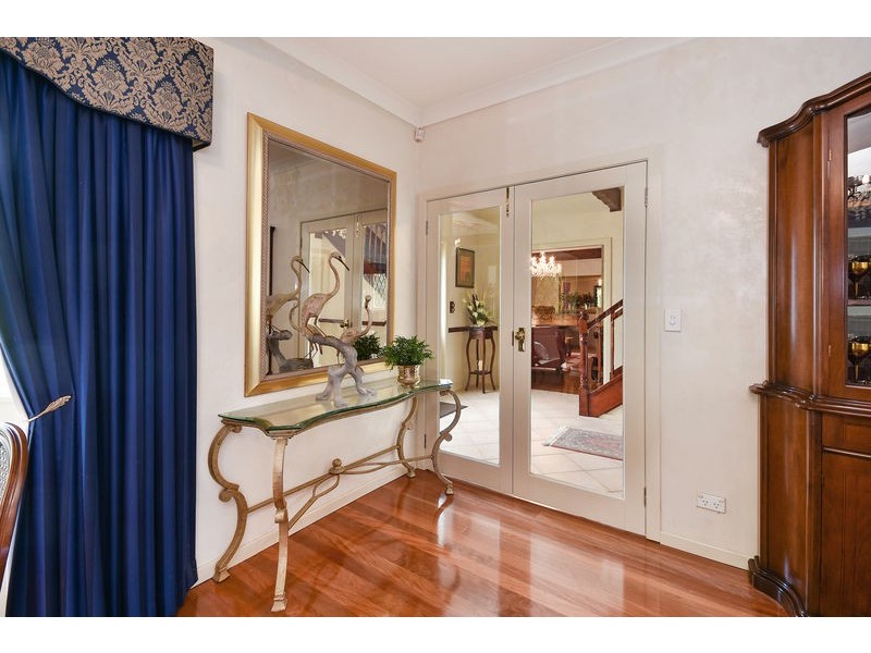 291 Blaxland Road, Wentworth Falls NSW 2782