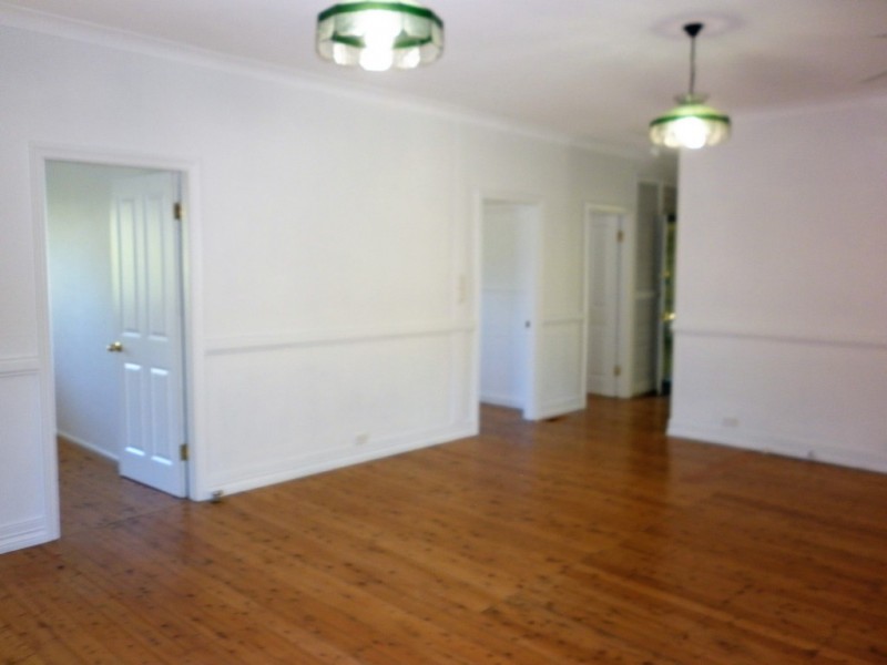 23 Gladstone Road, Leura NSW 2780