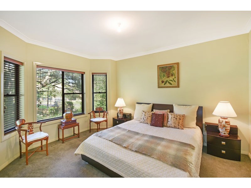 8 Quinns Avenue, Leura NSW 2780