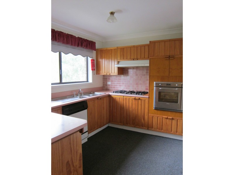 100 Victoria Street, Mount Victoria NSW 2786