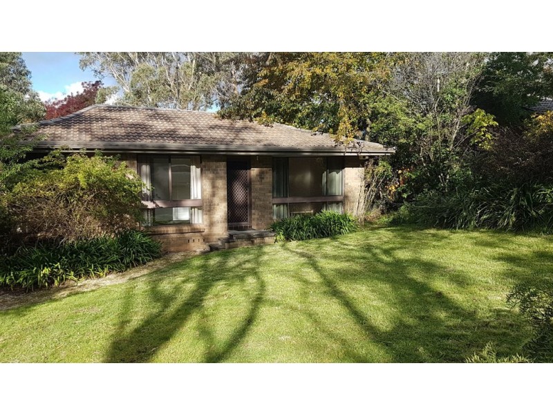 14 Boronia Road, Wentworth Falls NSW 2782