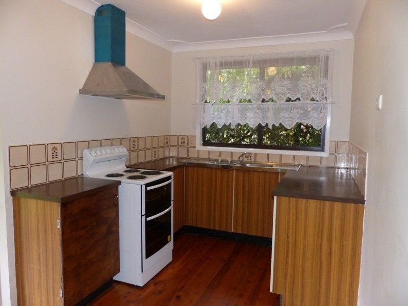 14 Boronia Road, Wentworth Falls NSW 2782