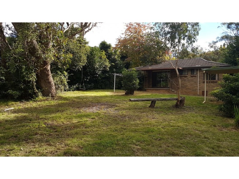 14 Boronia Road, Wentworth Falls NSW 2782