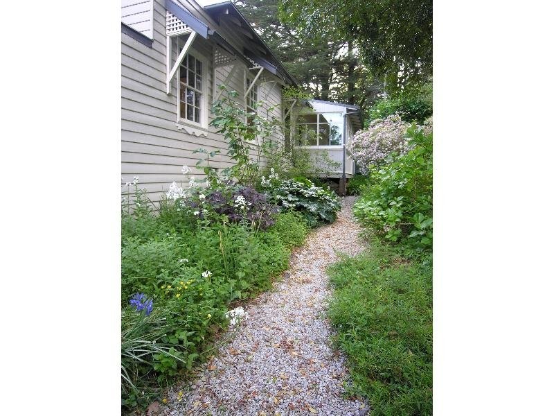 4 Balmoral Road, Leura NSW 2780