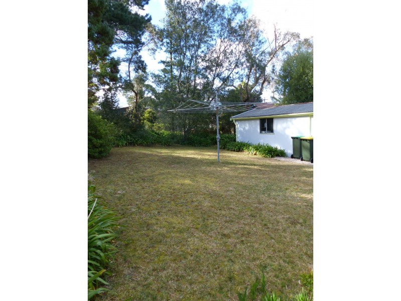 25 Parkes Street, Wentworth Falls NSW 2782