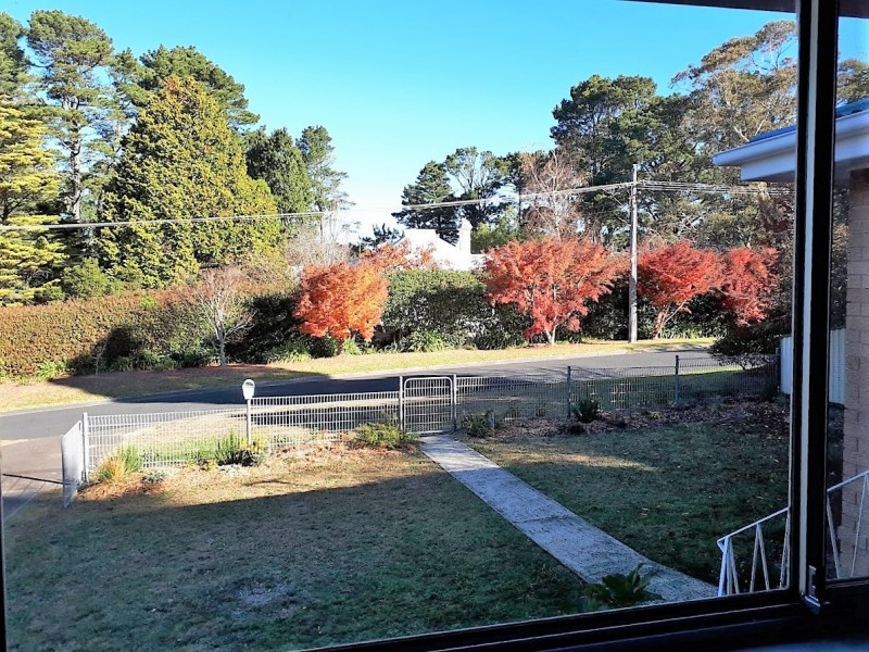 25 Parkes Street, Wentworth Falls NSW 2782