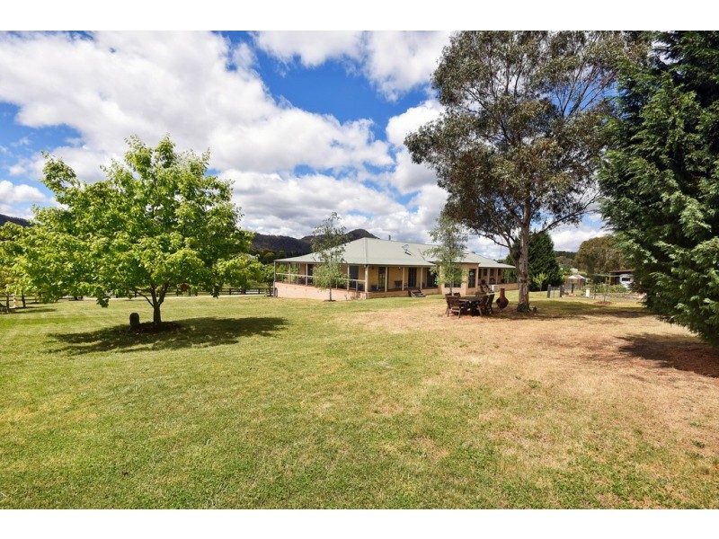 76 Baaners Lane, Little Hartley NSW 2790