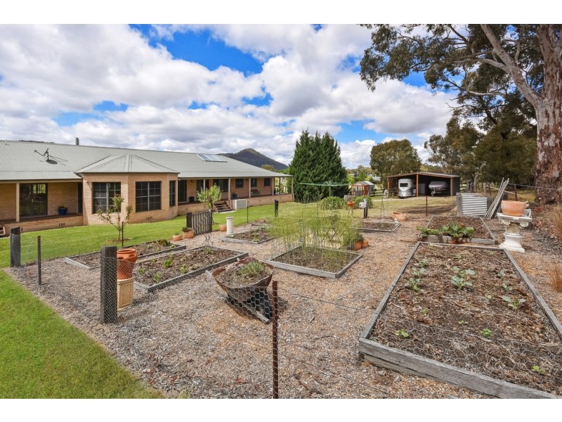 76 Baaners Lane, Little Hartley NSW 2790