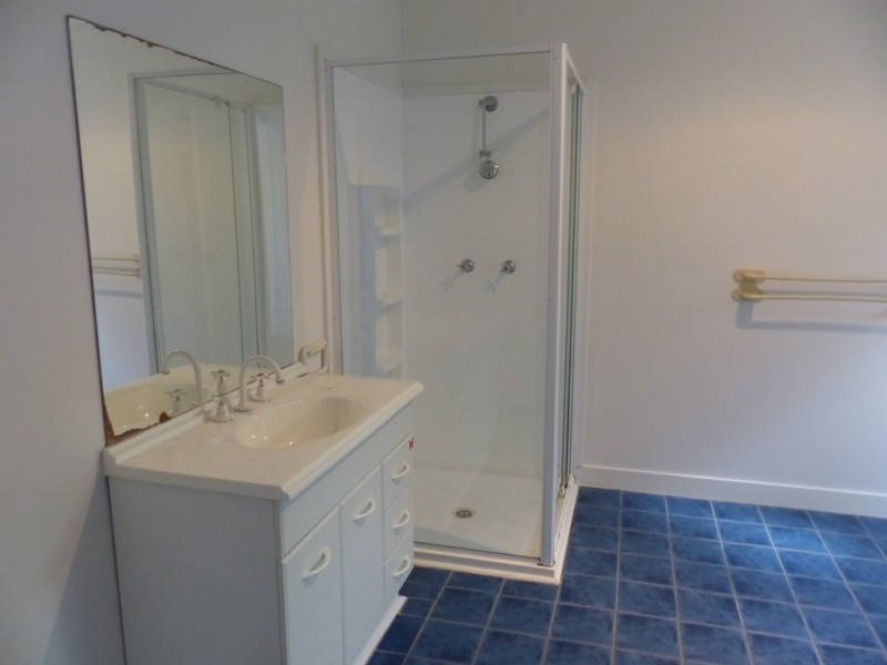 38 Flora Street, Wentworth Falls NSW 2782