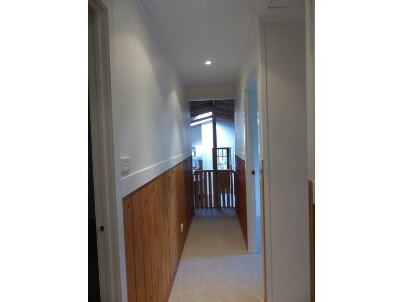 38 Flora Street, Wentworth Falls NSW 2782