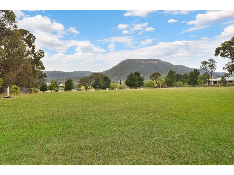 64 Granger Place, Hartley NSW 2790