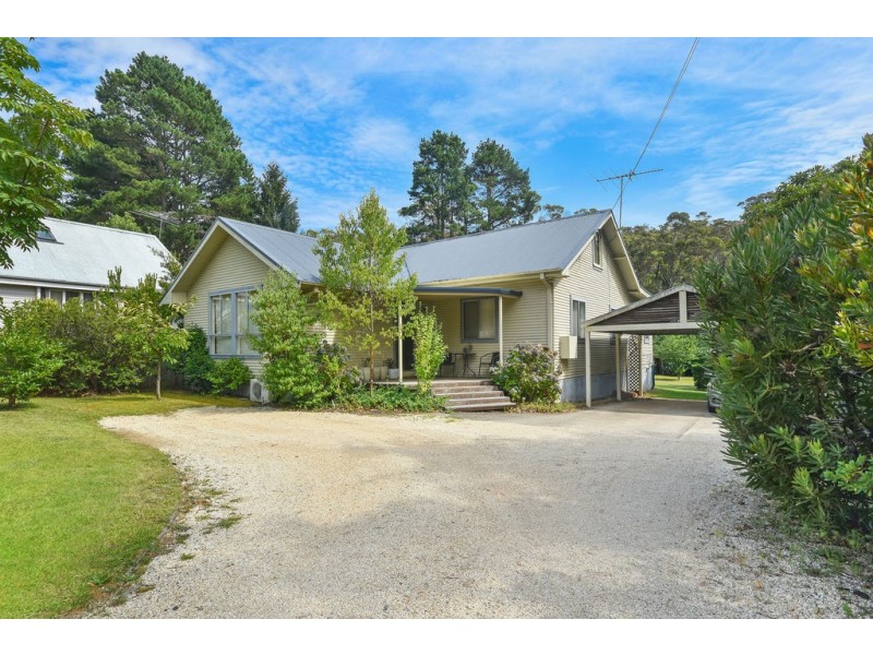 36 Scott Avenue, Leura NSW 2780