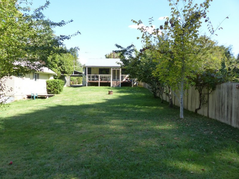 36 Scott Avenue, Leura NSW 2780