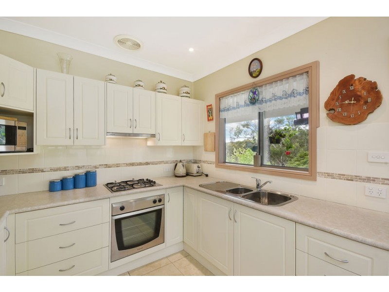 25 Glenview Road, Wentworth Falls NSW 2782