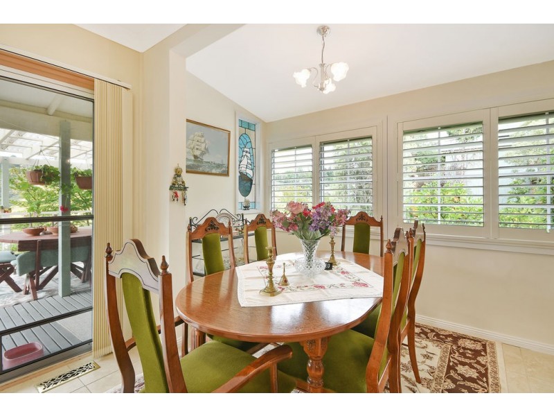 25 Glenview Road, Wentworth Falls NSW 2782