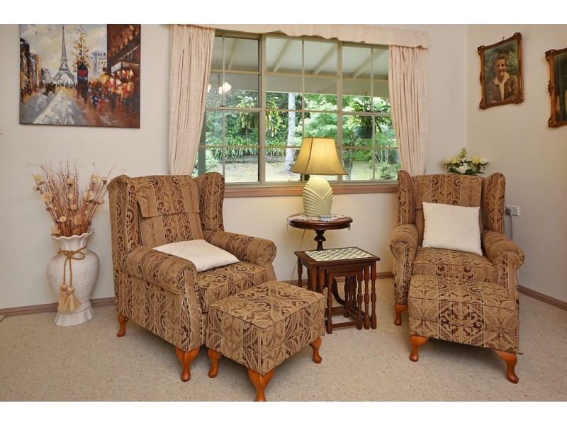 25 Glenview Road, Wentworth Falls NSW 2782