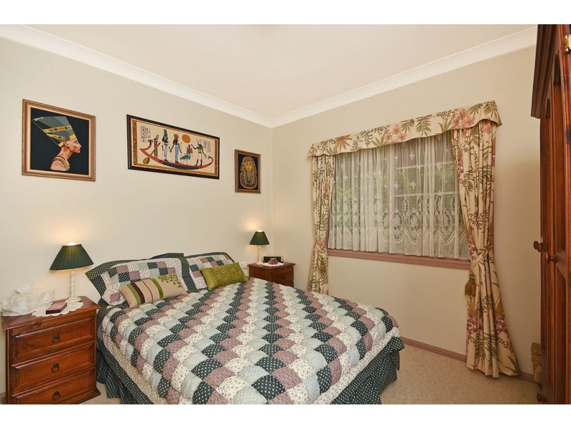 25 Glenview Road, Wentworth Falls NSW 2782