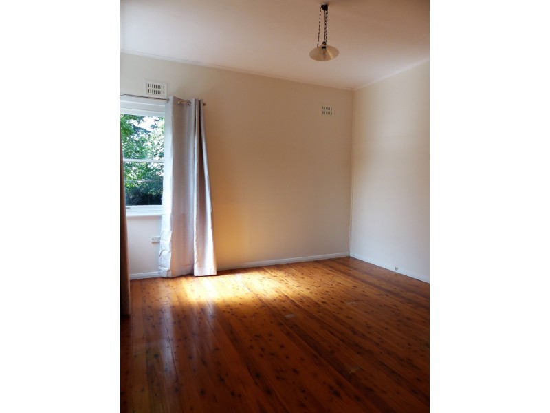 68 Valley Road, Wentworth Falls NSW 2782