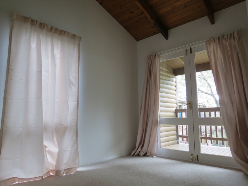 28 Blue Gum Ave, Medlow Bath NSW 2780