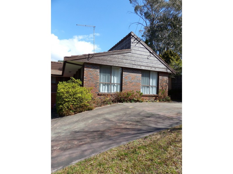 2/151 Burrawang Street, Katoomba NSW 2780