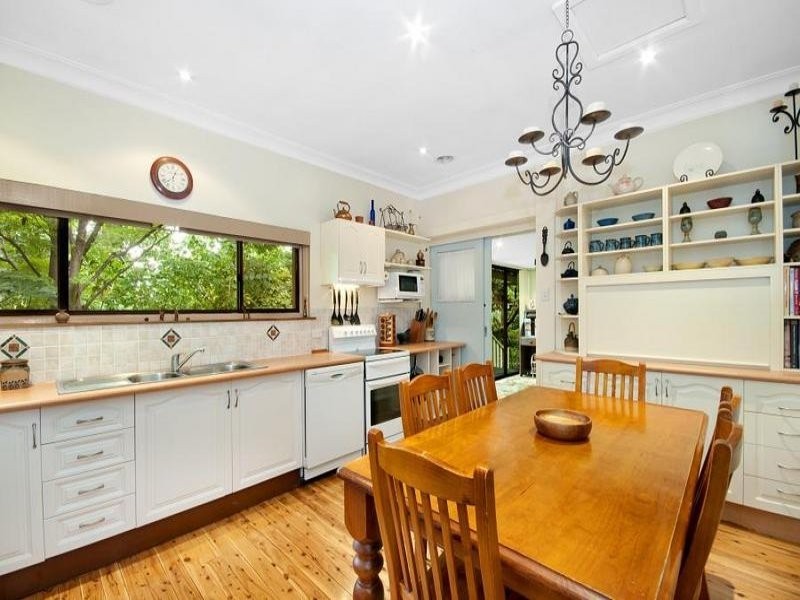 21 Brentwood Avenue, Blackheath NSW 2785