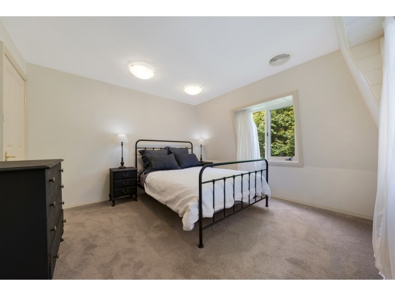 8 Mount Street, Leura NSW 2780