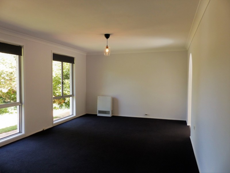 11 Beattie Street, Leura NSW 2780