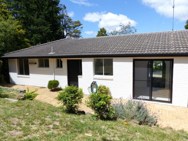 11 Beattie Street, Leura NSW 2780