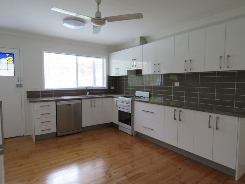 22 Scott Avenue, Leura NSW 2780