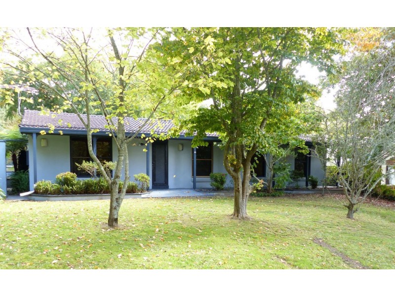 33 Murphys lane, Wentworth Falls NSW 2782