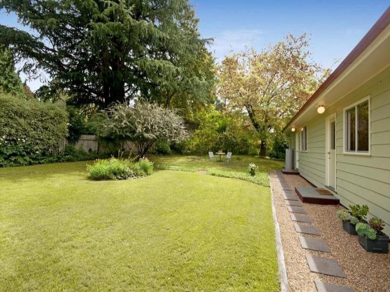 10B Scott Avenue, Leura NSW 2780