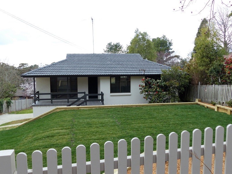 16 Woodford Street, Leura NSW 2780