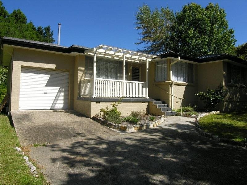 39 Scott Avenue, Leura NSW 2780