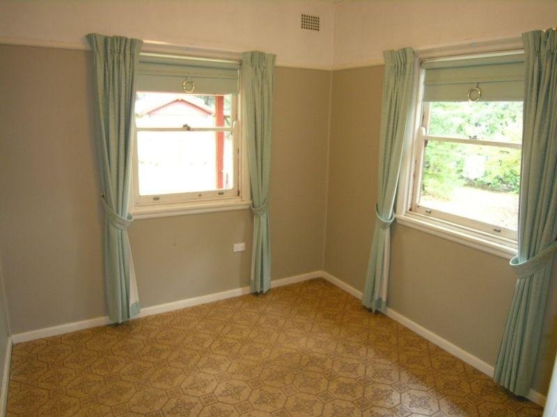 39 Cascade Street, Wentworth Falls NSW 2782