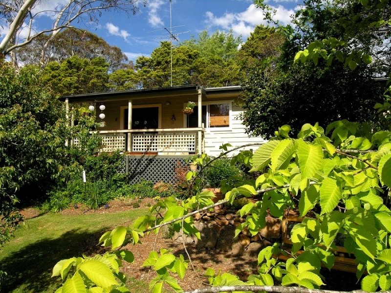 60-62 Rawson Parade, Leura NSW 2780