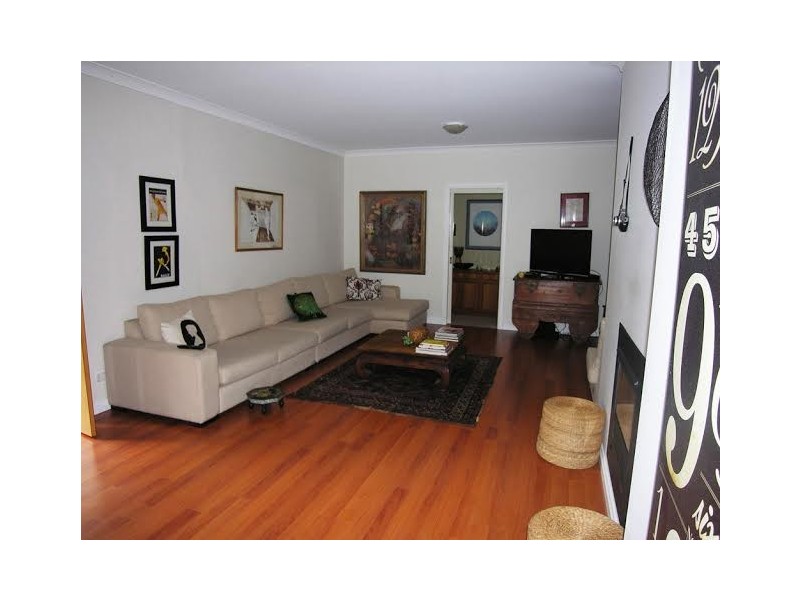 111 Railway Pde, Leura NSW 2780